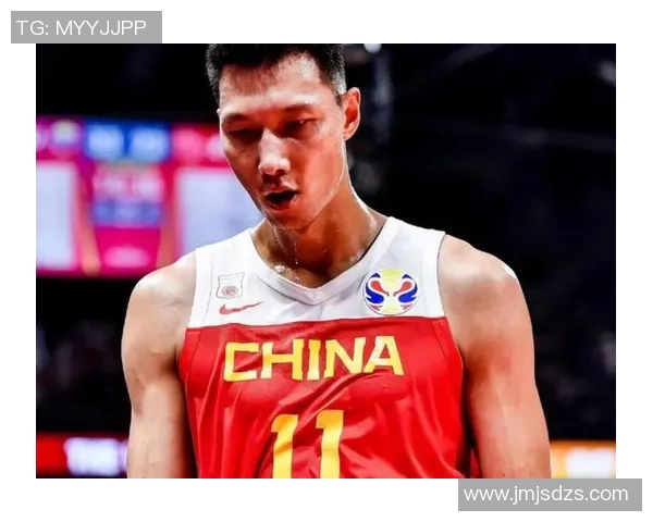 易建联的篮球传奇:从青涩少年到国家队核心的成长之路 易建联的篮球传奇:从青涩少年到国家队核心的成长之路