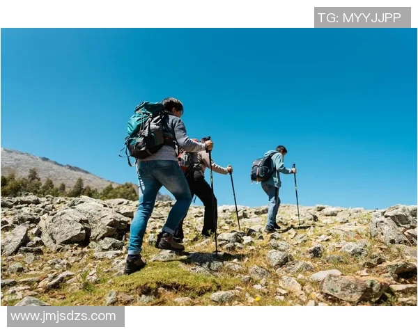 探索萨洛蒙的极限运动装备与户外活动的完美结合之旅 探索萨洛蒙的极限运动装备与户外活动的完美结合之旅