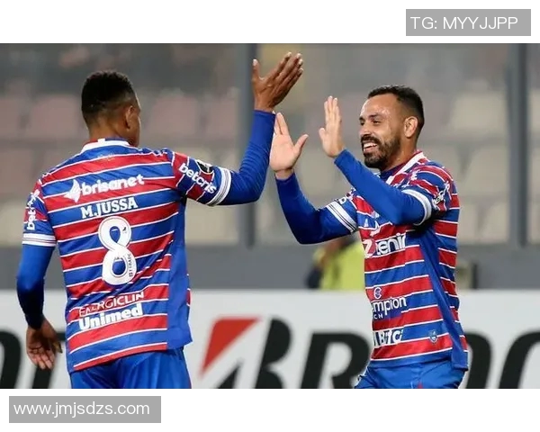 米美洲与圣克鲁的激烈对决揭示足球战术与团队精神的较量