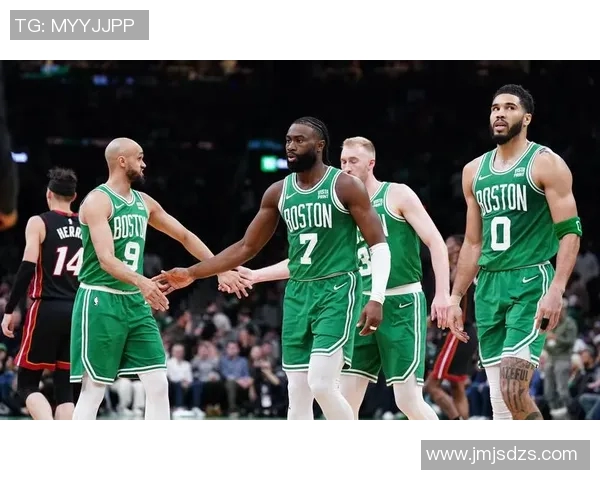 骑士与绿军激战东部决赛争夺总决赛席位精彩回顾与分析